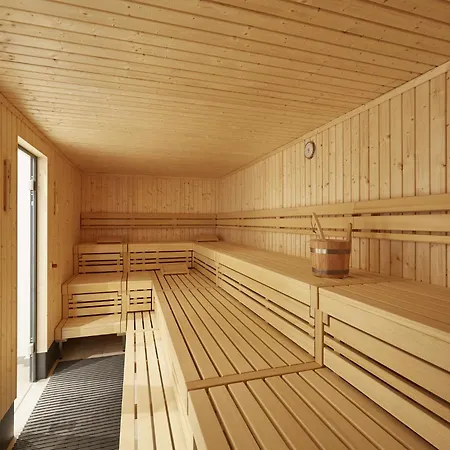 Reetland Am - Luxusplus Reetdachvilla Mit 4 Schlafzimmern, Aussensauna, Loungebereich Und Kamin H10